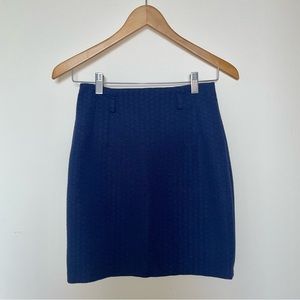 Textured above the knee navy skirt